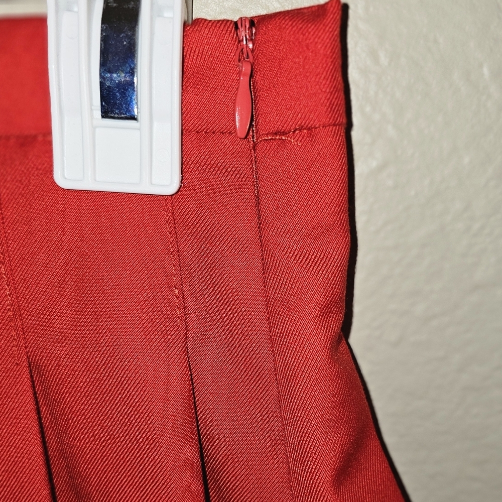 Red Pleated Skirt with White Stripes - Picture 3 of 10